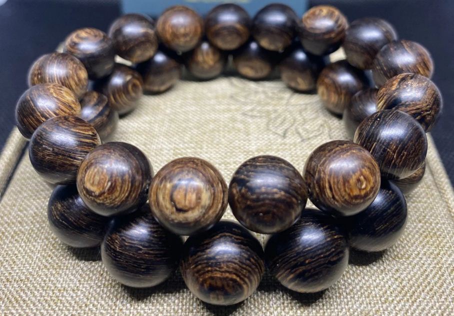 Agarwood Beads Bracelet